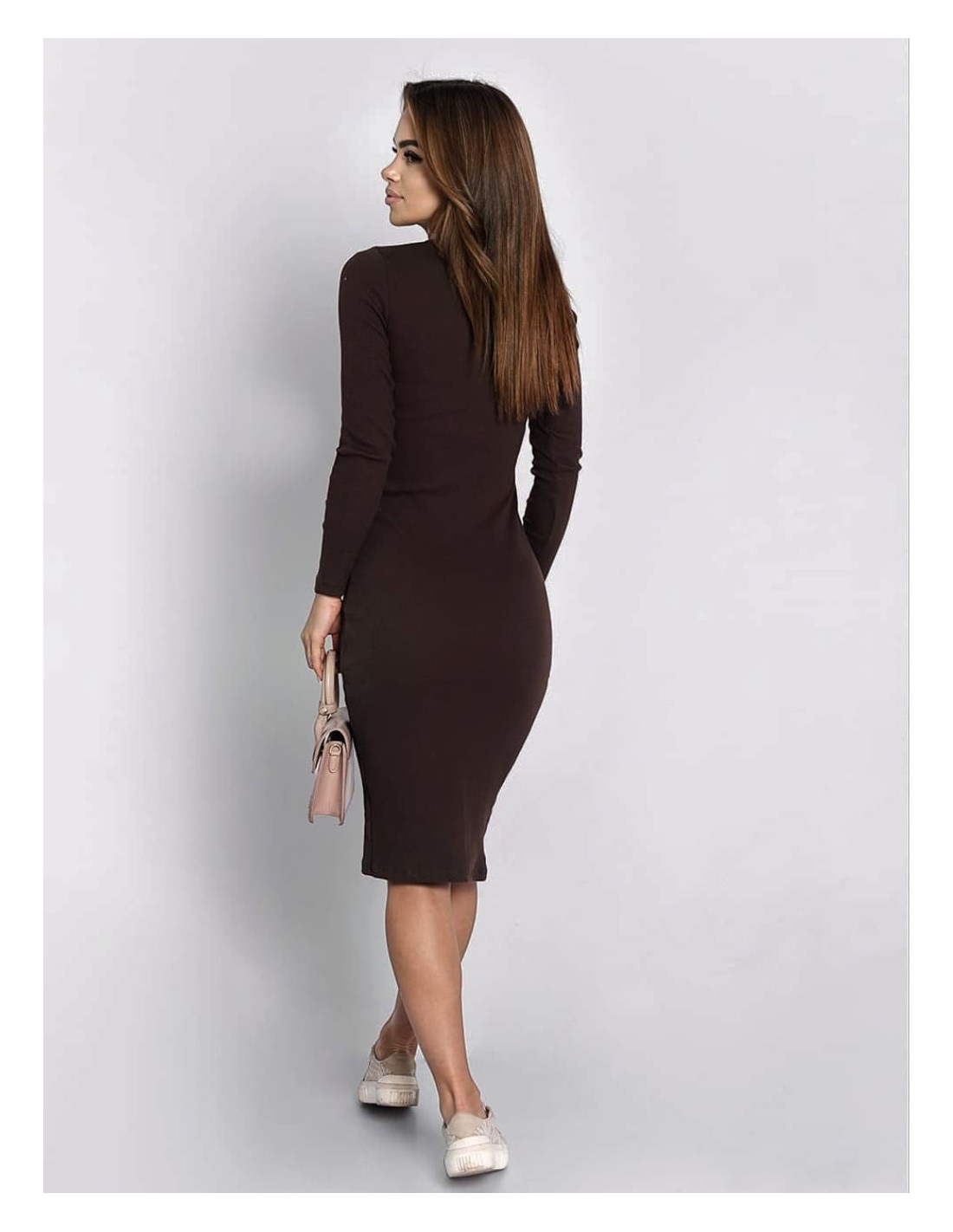 Einfaches geripptes Kleid mit langen Ärmeln, braun FG548 – Online-Shop – Boutique